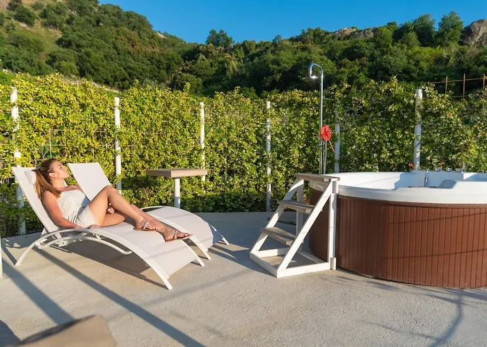 Tenuta C'est La Vie 2* Forio di Ischia