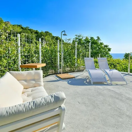 Tenuta C'est La Vie 2* Forio di Ischia